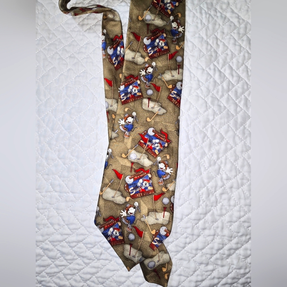 Mickey Mouse golf, 100% silk tie